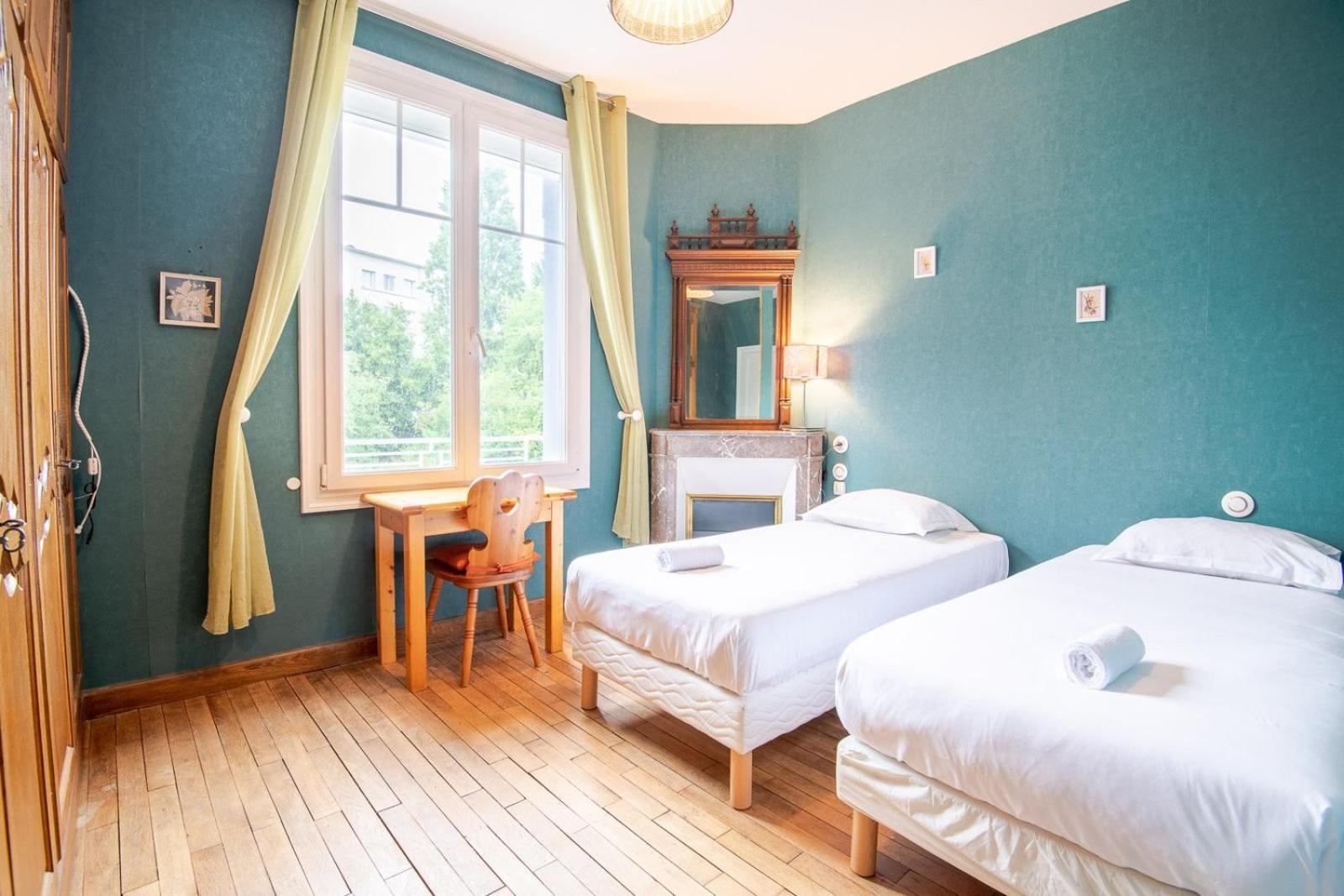 Hotel Le Stalingrad - Saint-Pierre-Des-Corps Zewnętrze zdjęcie